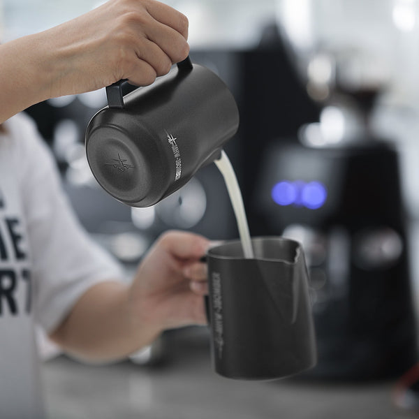 MHW-3BOMBER - Turbo Milk Pitcher 450ml Matte Black