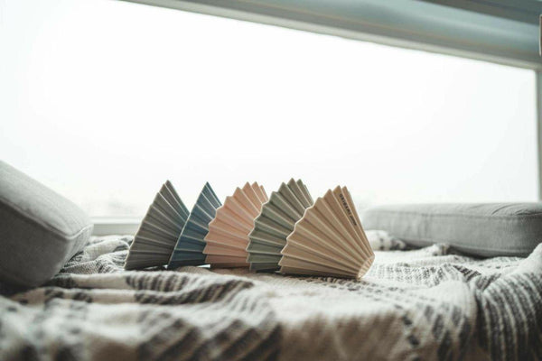 Origami Dripper Small Matt Beige (with resin holder)