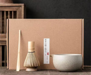 Matcha Set of 4 (Bowl, Whisk, Whisk Holder, Bamboo Scoop) - Eggshell
