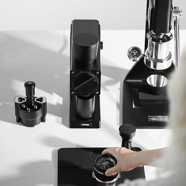 MHW-3BOMBER F74 Navigator Electric Grinder Black