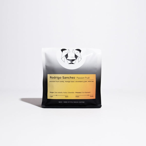 Black White Roasters - Rodrigo Sanchez, Passion Fruit