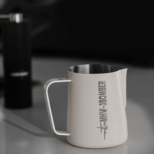 MHW-3BOMBER - Milk Pitcher 3.0 450ml Round Spout White