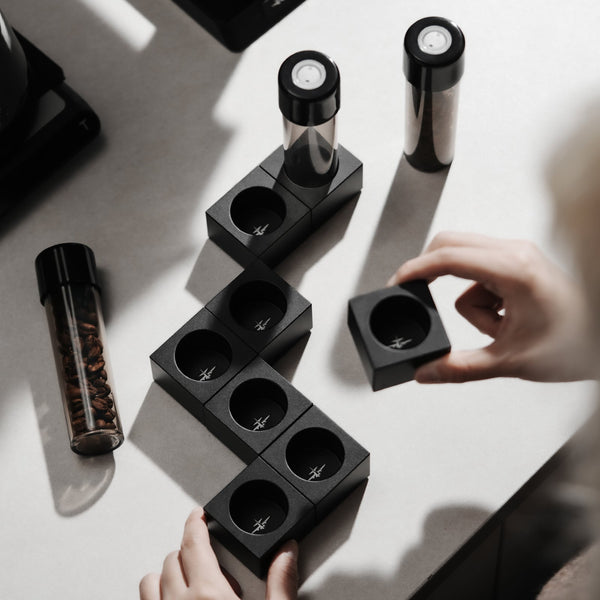 MHW-3BOMBER - Energy Storage Tube & Magnetic Cellar Stand - Smoke