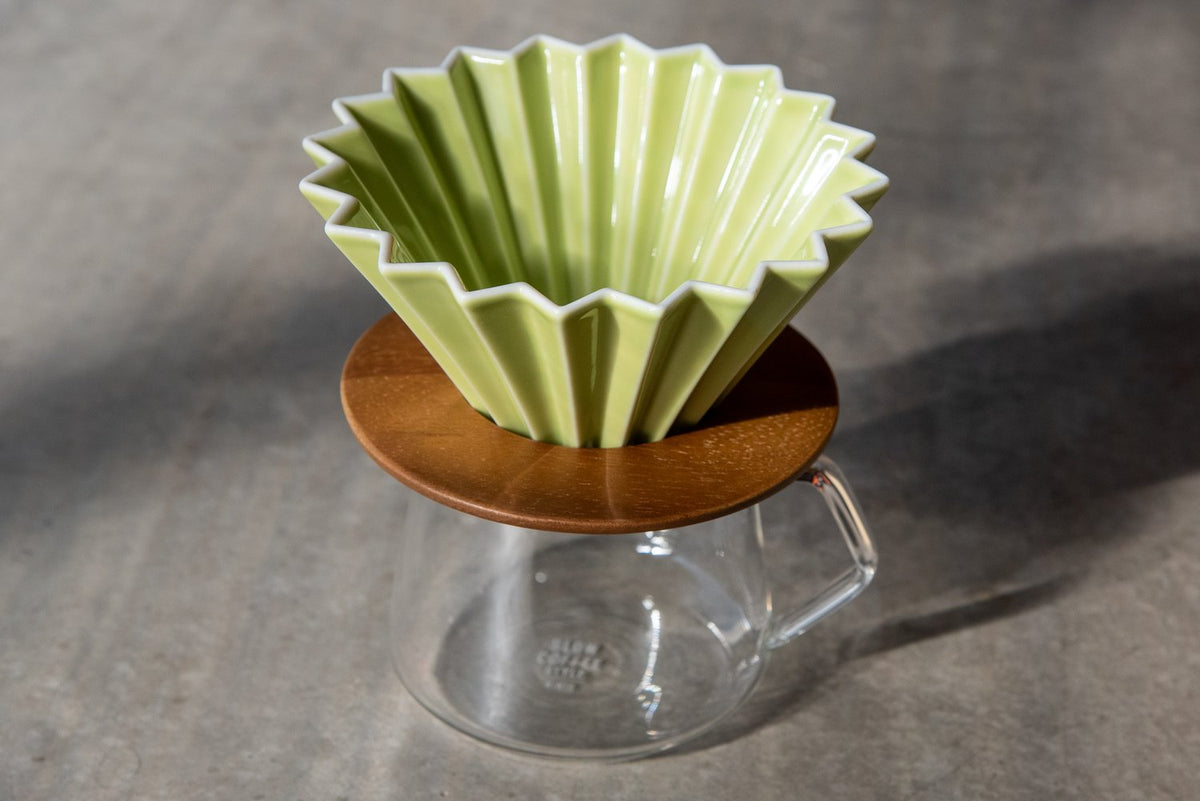 Origami Dripper Small Green (with resin holder) – thecoffeeguy